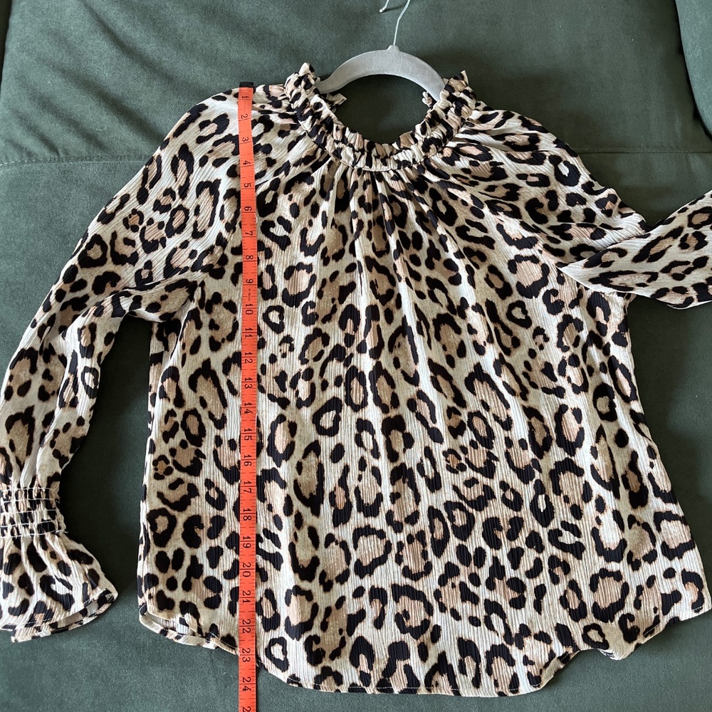 Loft Leopard print blouse SP - Picture 6 of 10